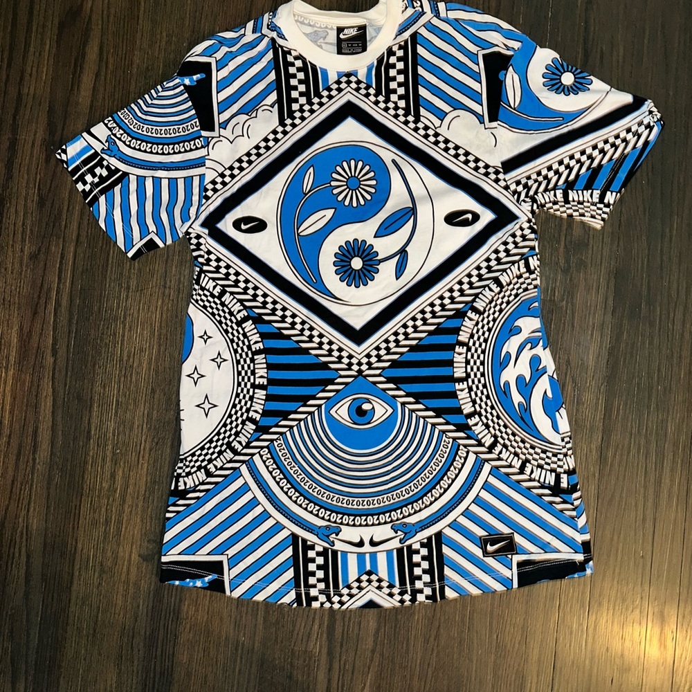 Nike women’s 70’s oversized T shirt DRESS Blue Graphic Shirt XS